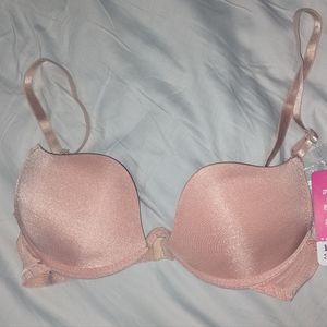 NWT Padded Demi Coverage Strapy Plunge Bra